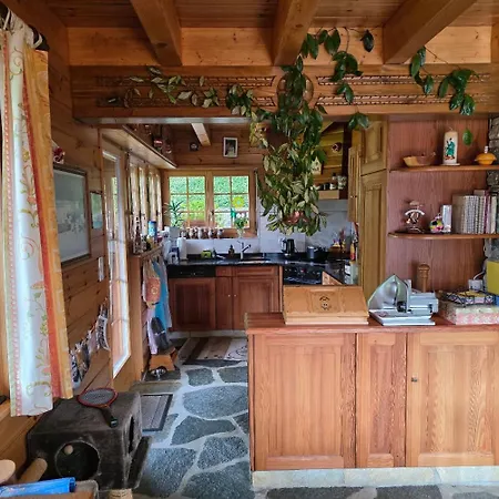 Famicha By Jolidi Nendaz